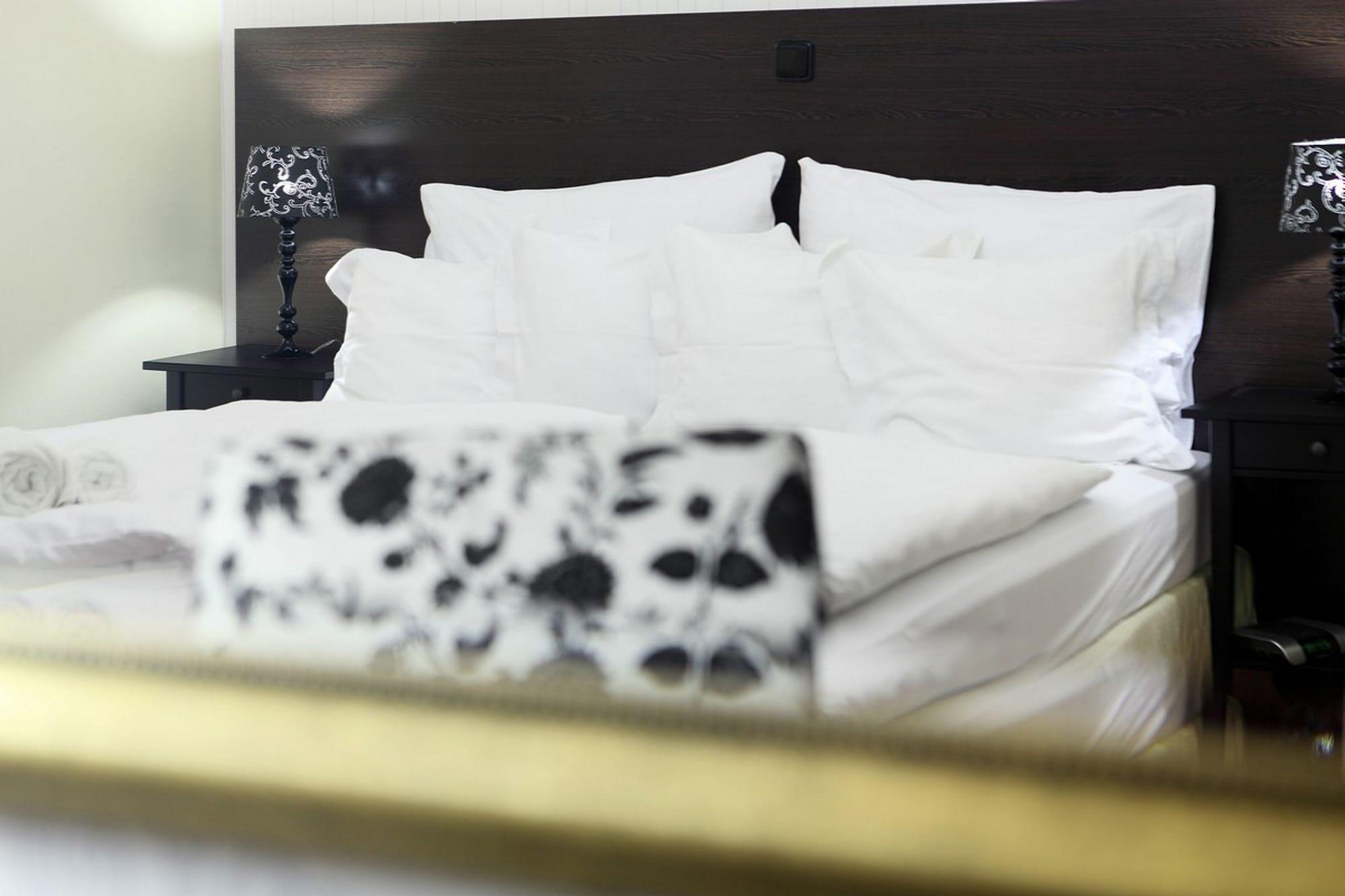 Pytloun Design Self Check-In Hotel Ліберець Екстер'єр фото