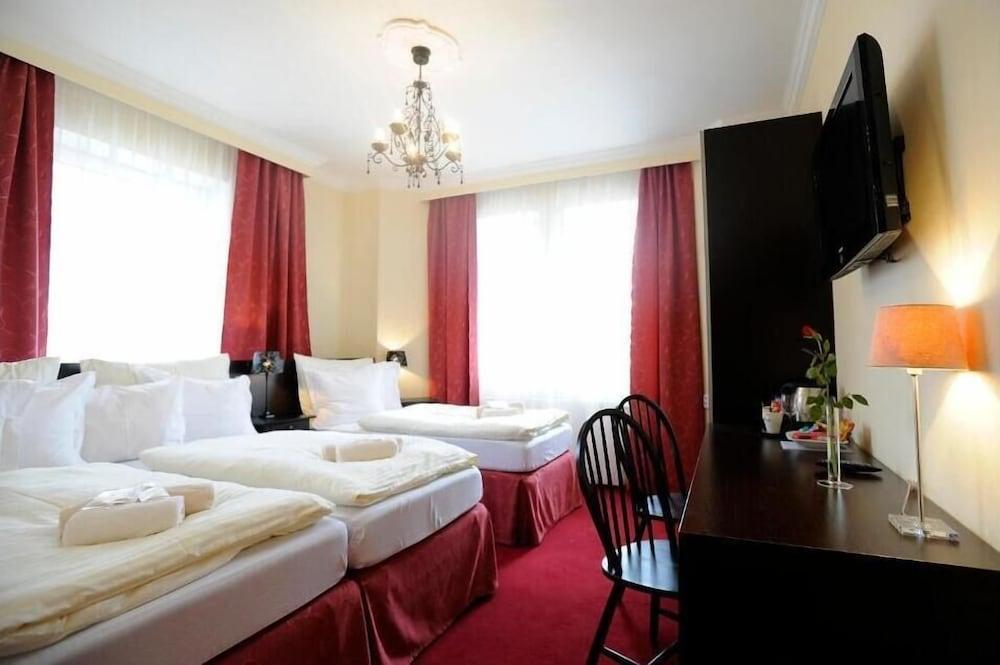 Pytloun Design Self Check-In Hotel Ліберець Екстер'єр фото
