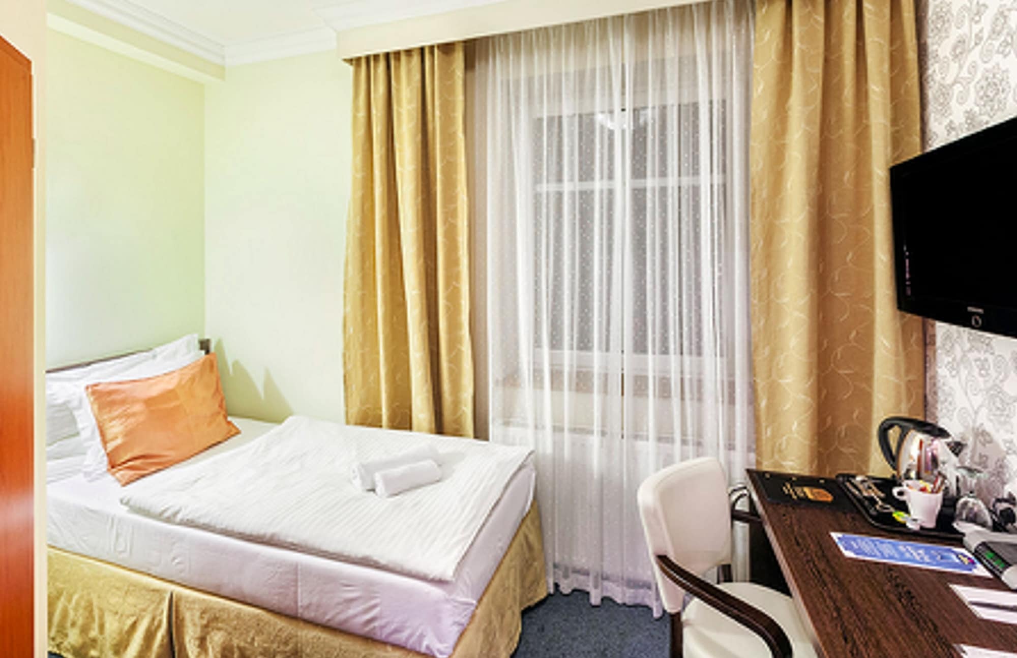 Pytloun Design Self Check-In Hotel Ліберець Екстер'єр фото